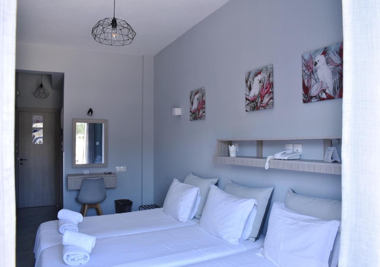 Liprando Hotel Náusza Kültér fotó