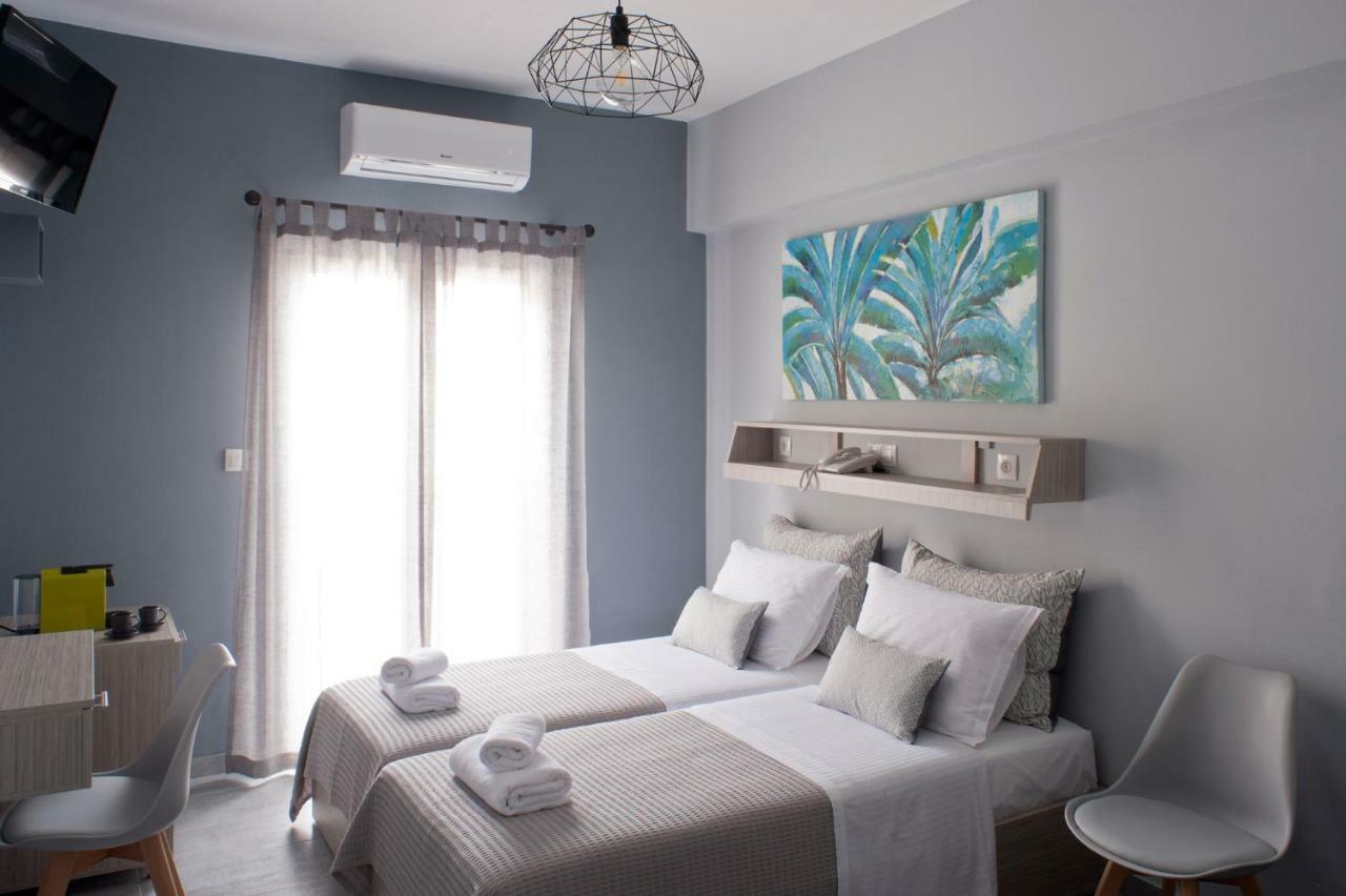 Liprando Hotel Náusza Kültér fotó